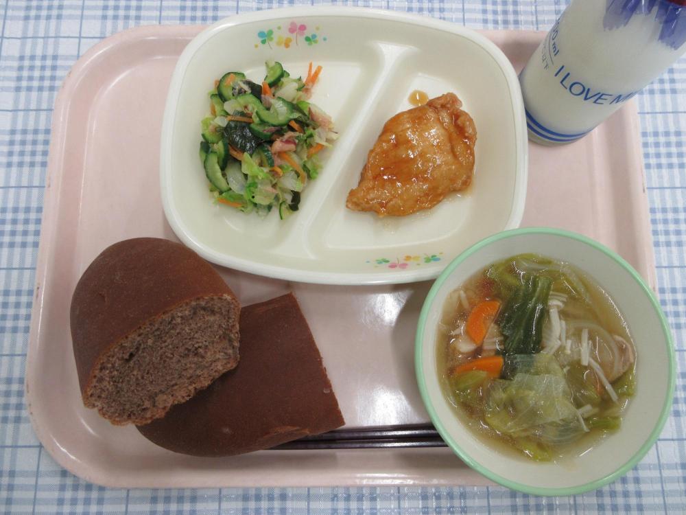 ココアパン　牛乳　レタスのスープ　揚げ鶏のレモンソース　海藻サラダ
