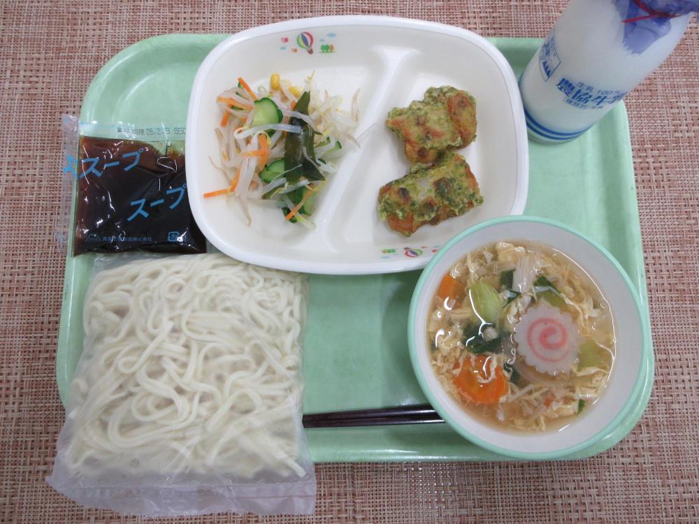 冷やし中華麺　牛乳　卵スープ　ちくわのカレー揚げ（2個）　冷やし中華の具　冷やし中華スープ