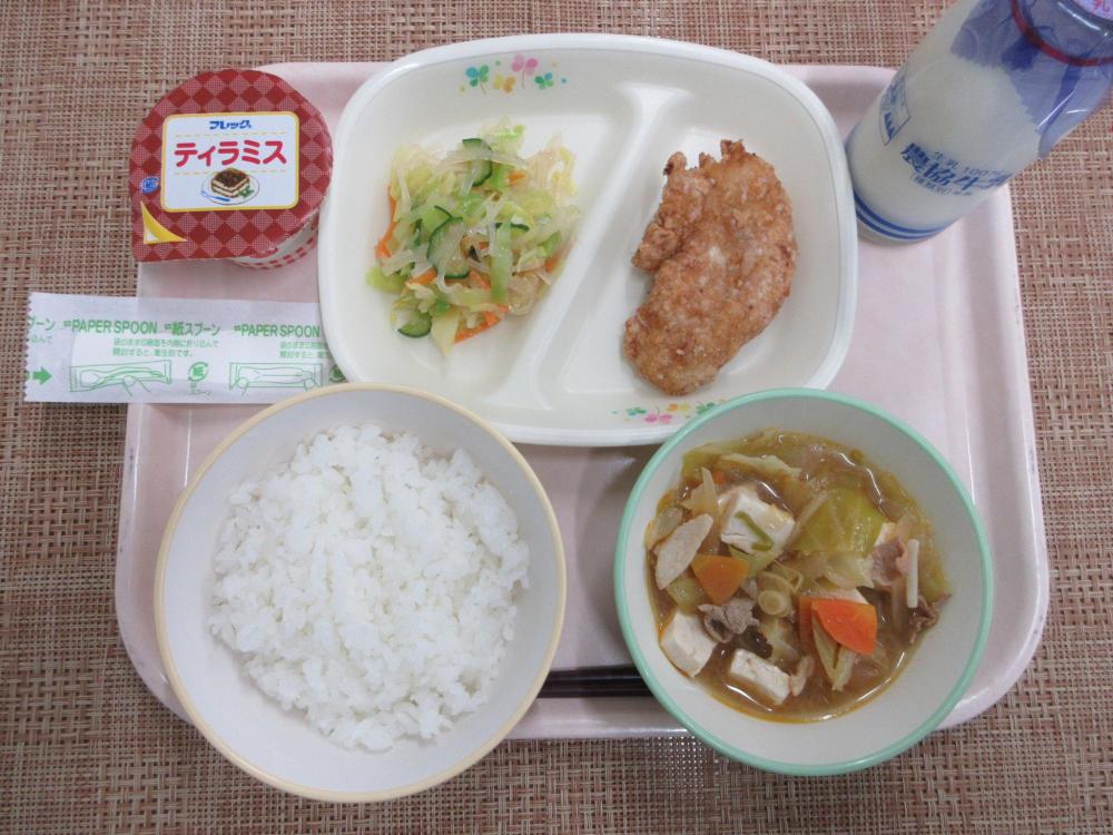 ごはん（雪白舞）　牛乳　辛味豆腐汁　山賊焼き　春雨サラダ　ティラミス